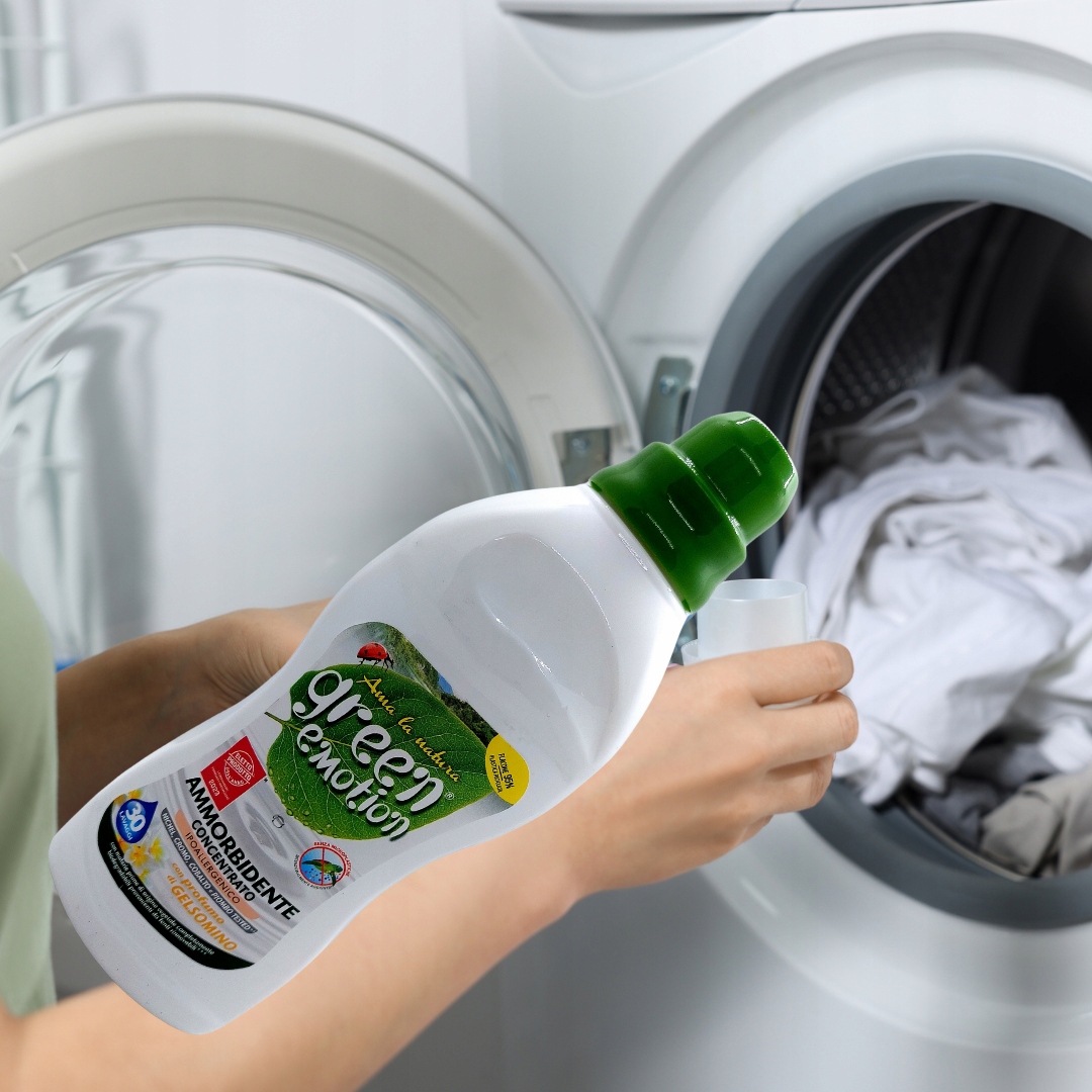 Ekologiczny płyn do płukania tkanin JAŚMIN Green Emotion 750ml - aż 38 prań - obrazek 5