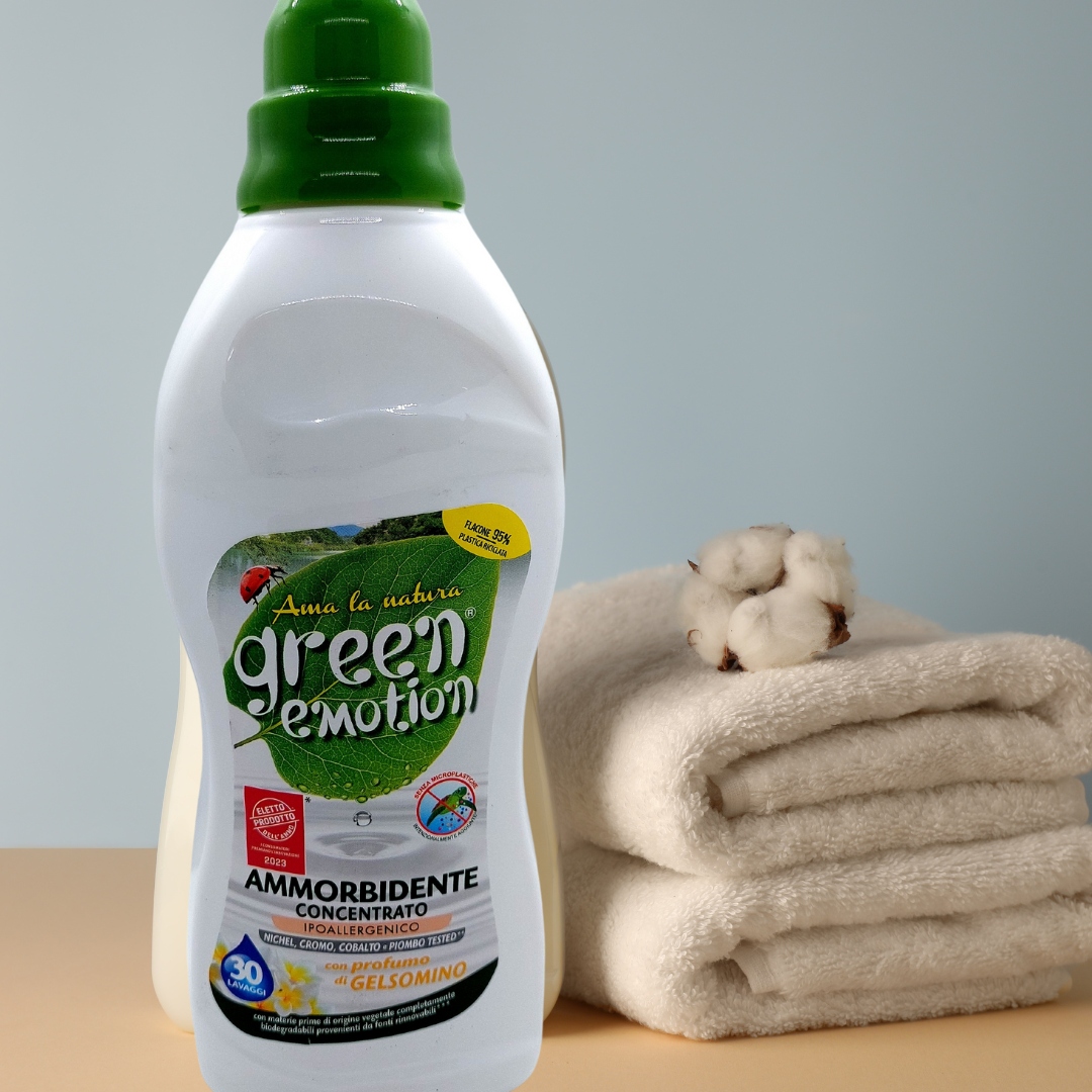 Ekologiczny płyn do płukania tkanin JAŚMIN Green Emotion 750ml - aż 38 prań - obrazek 4
